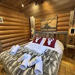 Le Grand Cerf En Rondins Avec Jacuzzi * La Bresse