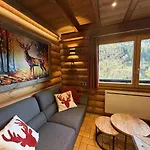 Le Grand Cerf En Rondins Avec Jacuzzi Σαλέ *