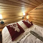 Le Grand Cerf En Rondins Avec Jacuzzi Σαλέ *