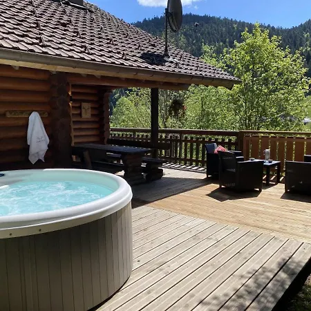 木屋 Le Grand Cerf En Rondins Avec Jacuzzi *