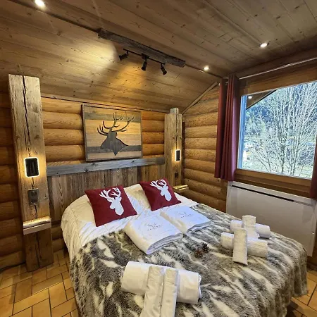 Le Grand Cerf En Rondins Avec Jacuzzi *