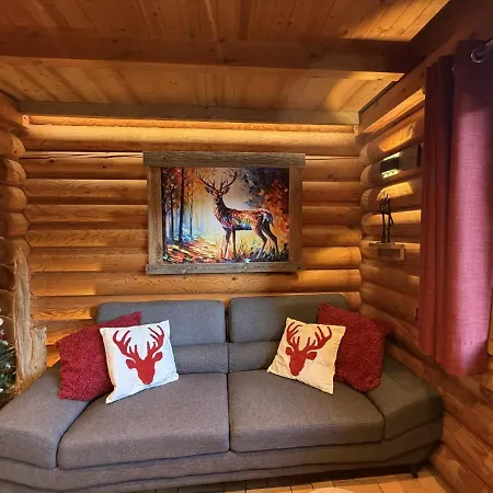 Le Grand Cerf En Rondins Avec Jacuzzi Horská chata *