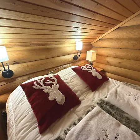 Le Grand Cerf En Rondins Avec Jacuzzi 木屋 *