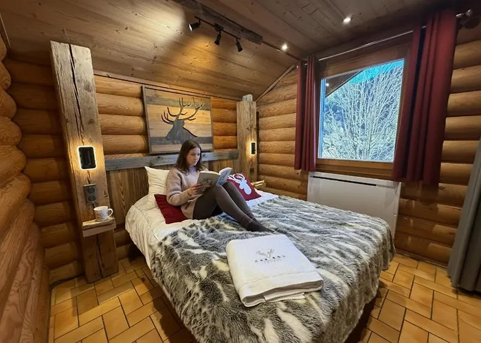 Le Grand Cerf En Rondins Avec Jacuzzi La Bresse