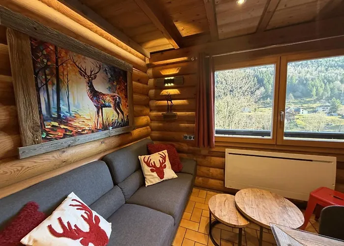 Le Grand Cerf En Rondins Avec Jacuzzi Horská chata *